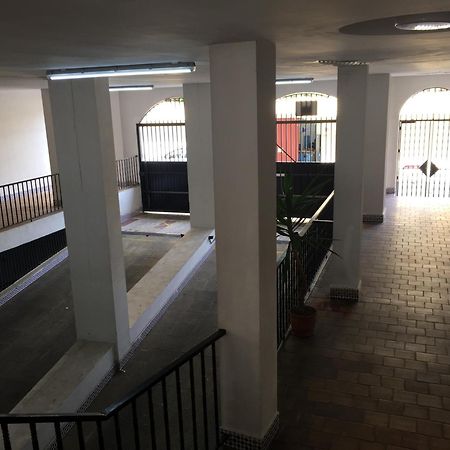 El Cortijuelo. Magnificent Triplex Terraced House With Rooftop Of 18M2, Overlooking The Sea. Parking Torremolinos Exteriör bild
