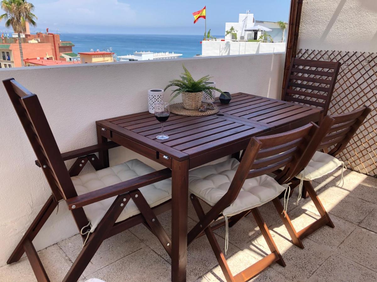 El Cortijuelo. Magnificent Triplex Terraced House With Rooftop Of 18M2, Overlooking The Sea. Parking Torremolinos Exteriör bild