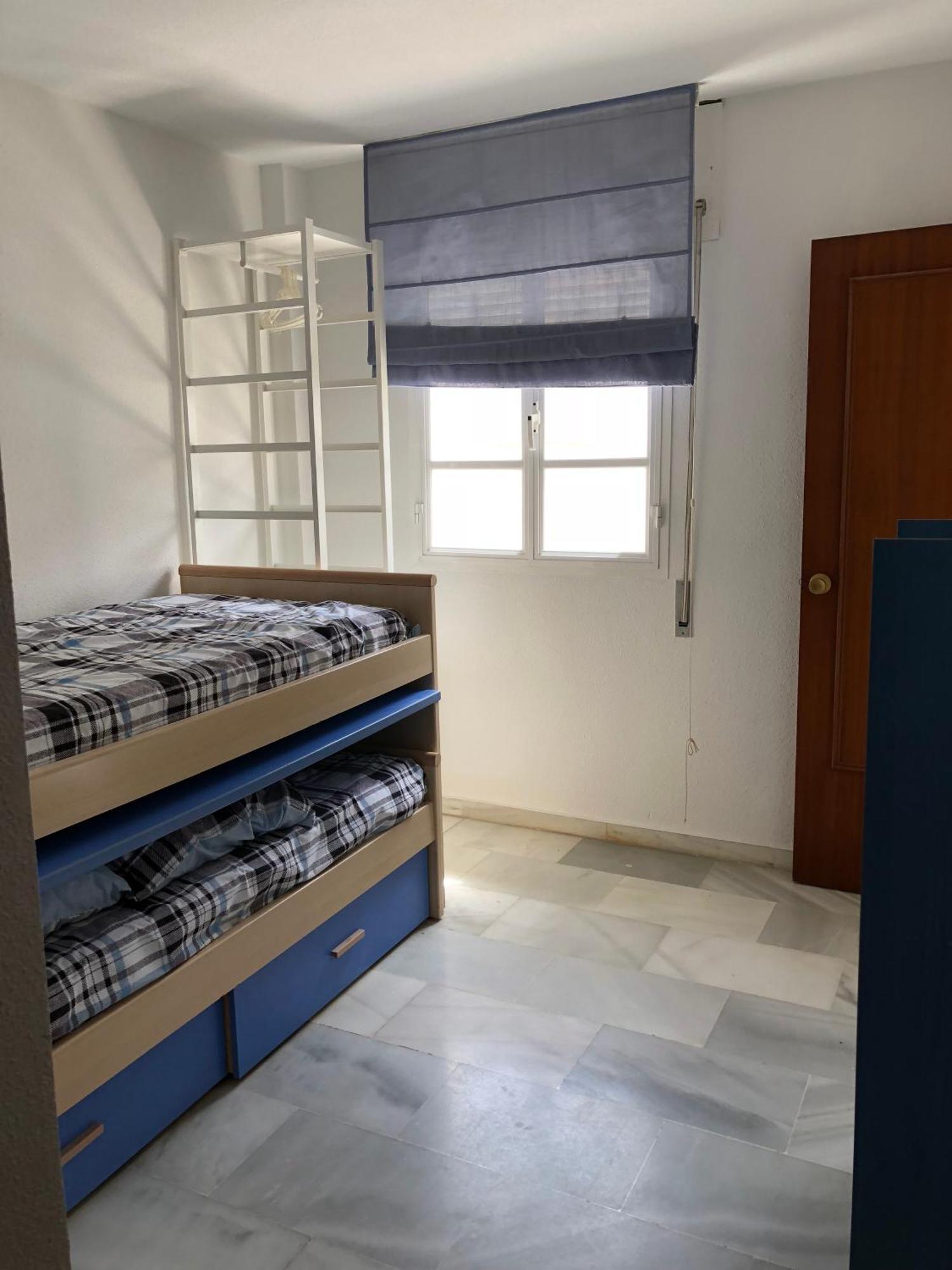 El Cortijuelo. Magnificent Triplex Terraced House With Rooftop Of 18M2, Overlooking The Sea. Parking Torremolinos Exteriör bild