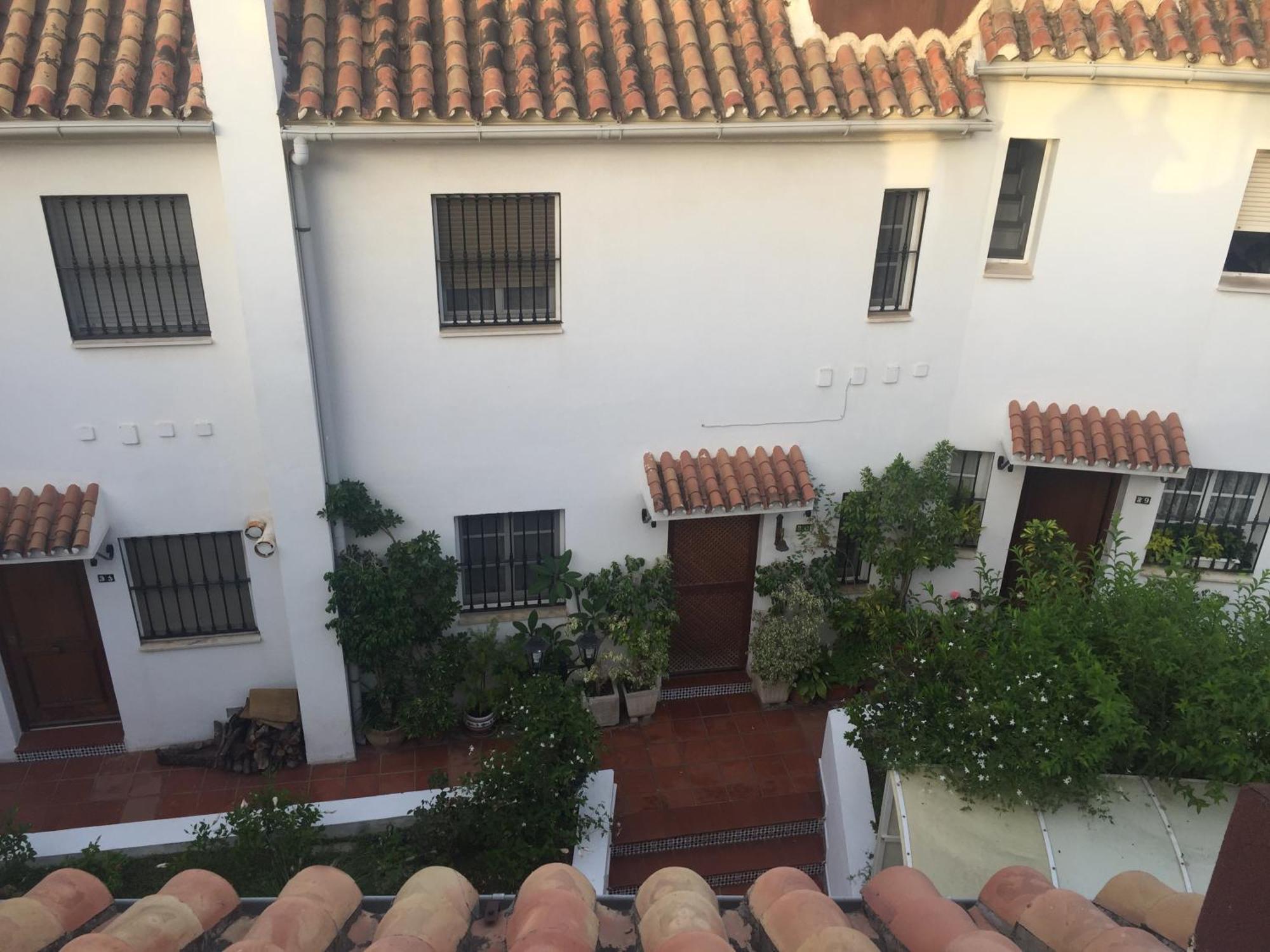 El Cortijuelo. Magnificent Triplex Terraced House With Rooftop Of 18M2, Overlooking The Sea. Parking Torremolinos Exteriör bild