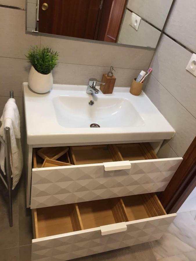 El Cortijuelo. Magnificent Triplex Terraced House With Rooftop Of 18M2, Overlooking The Sea. Parking Torremolinos Exteriör bild